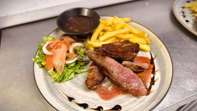 Plat de bistrot traditionnel